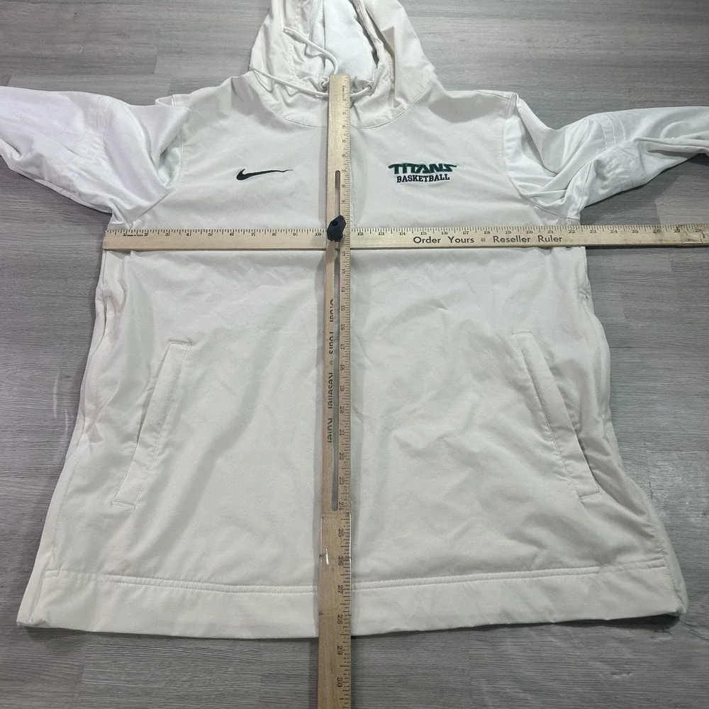 Cal State Fullerton Titans Basketball Jacket Mens Large White Nike Hood Pullover